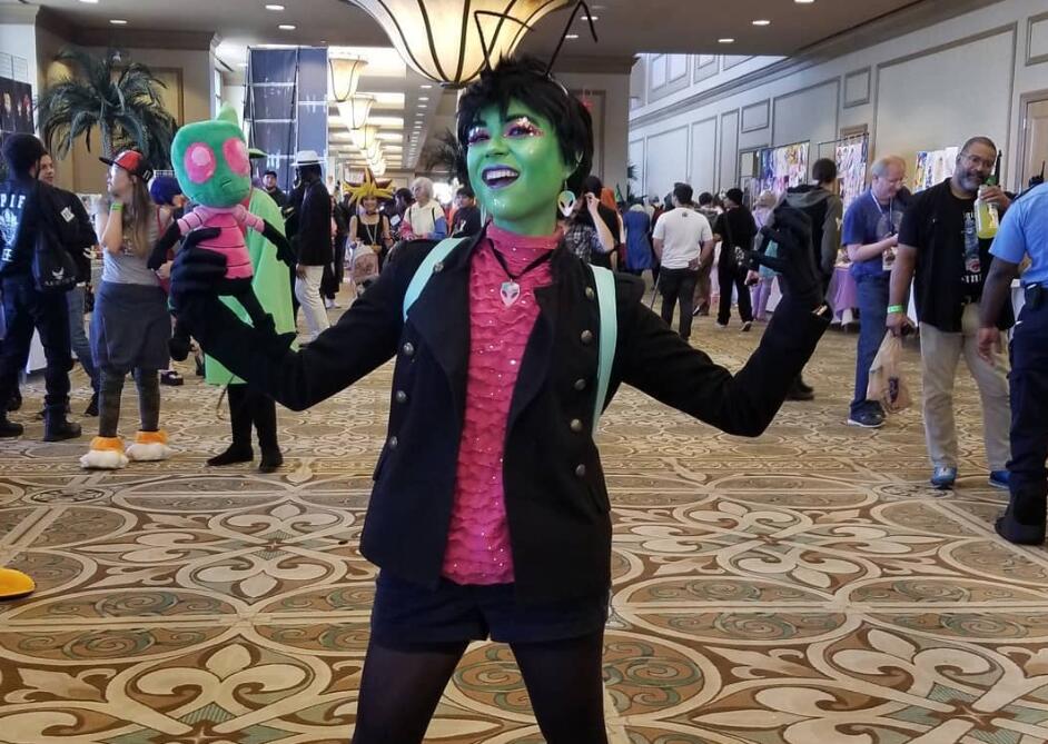 完美对战平台：周星驰当政协委员被质疑：没什么贡献 我肯定当不