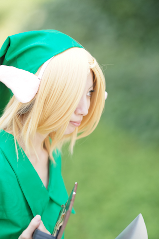 ‘完美世界竞技平台官网’人妻梁靖琪肉搏吴卓羲 泳池调情兴起牵手返酒店(图2) 完美平台